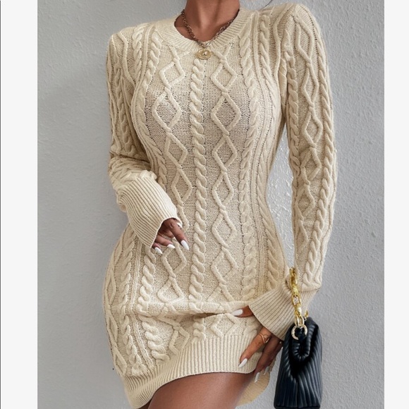 Cut Out Backless Cable Knit Long Sleeves Sweater Dress Sexy - Picture 2 of 9